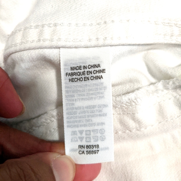 Lucky Brand The Tomboy Trucker Women's Jacket. - Picture 6 of 9